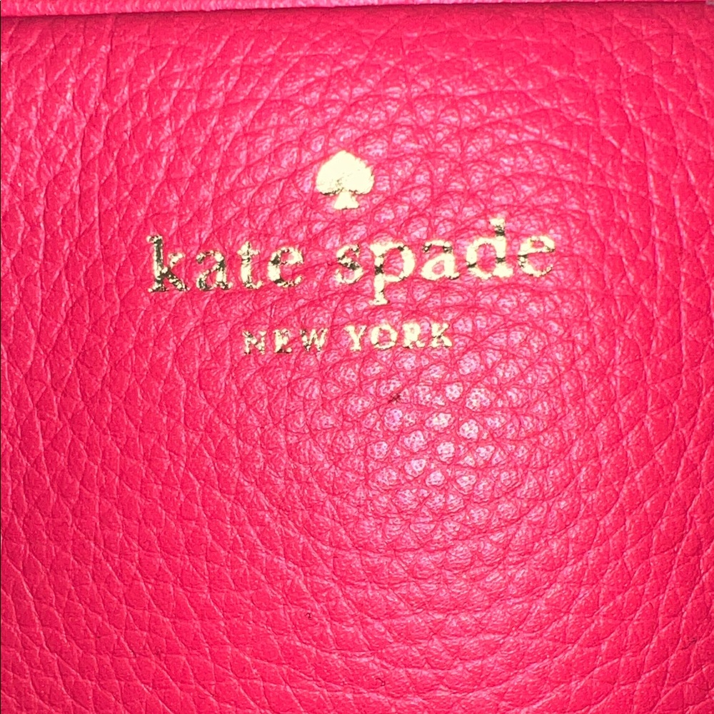 kate spade pink leather crossbody camera bag with gold hardware - Picture 5 of 6